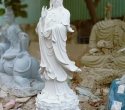 Điểm tựa tâm linh và niềm tin với tượng Phật xi măng ngoài trời 