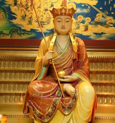 Tượng địa tạng Vương bồ tát