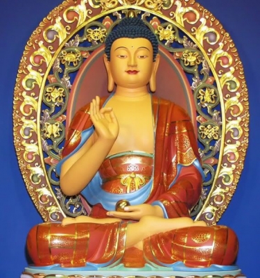 Tượng Phật bổn sư