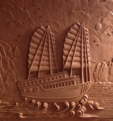 Phù điêu thuận buồm xuôi gió