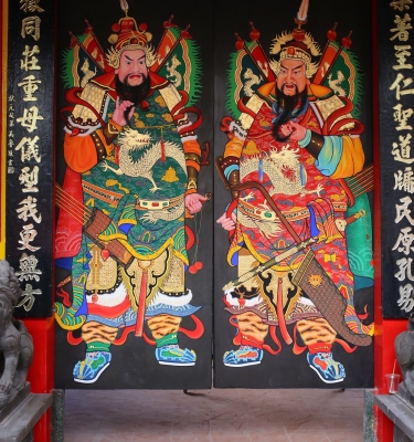 Tranh vẽ hộ pháp chùa quan âm q5 - TPHCM.