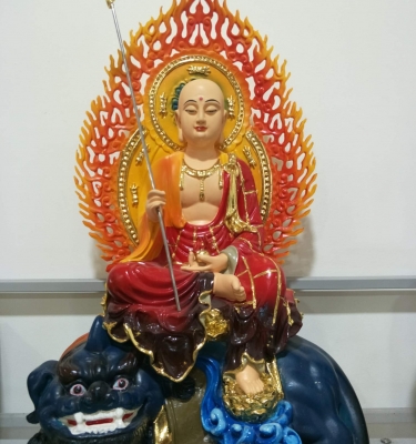 Tôn tạo tượng địa tạng Vương bồ tát ngồi đế thính