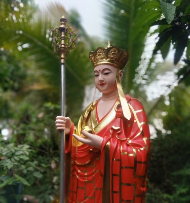 Tượng Địa Tạng Vương Bồ Tát Đứng Cao 1,7 Mét