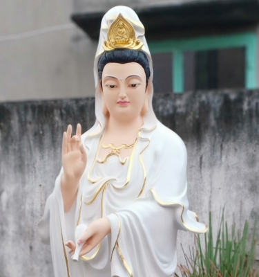 Tượng Quan Âm Đứng Cao 1,6 Mét