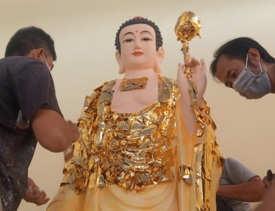 Đắp tượng Phật trực tiếp chất lượng cao tại Điêu Khắc Điển Thảo