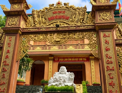 Điêu khắc hoa văn trang trí nhà thờ theo yêu cầu
