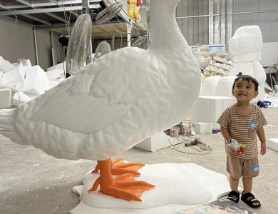 Tại sao các sự kiện ra mắt sản phẩm thường ưu tiên mô hình mút xốp?