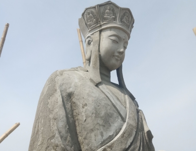 Tạc tượng Phật trực tiếp - Tạo dựng hình ảnh tâm linh và bình an