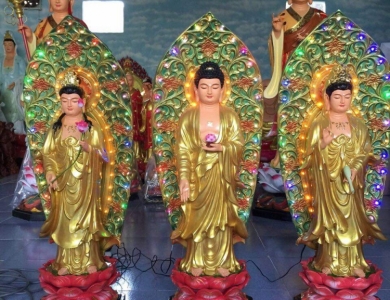 Tam Thế Phật gồm những vị Phật nổi tiếng nào?