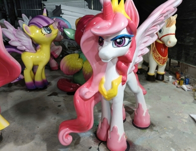 Lực va đập tối đa trước khi tượng composite bị nứt