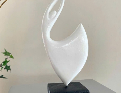 Tại sao tượng composite sau sự kiện lại được trân trọng hơn bất kỳ quà tặng nào?