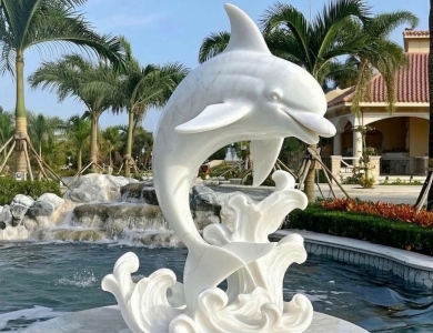 Đặt làm tượng composite trang trí hồ bơi đẹp cho resort và biệt thự