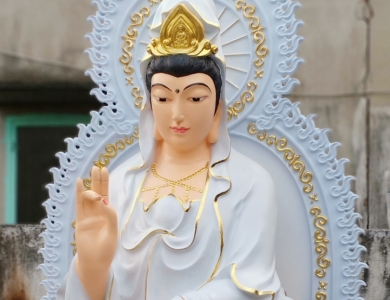 Thờ cúng Mẹ Quan Âm - Hướng dẫn chuẩn nhất cho gia đình