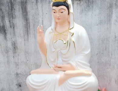 Ý nghĩa sâu xa của Bình Cam Lồ và cành Dương liễu trong Phật giáo