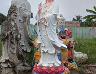 Làm sao để tượng Phật không bị phai màu?