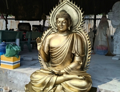 Thờ tượng Phật tại gia đúng cách để nhận bình an, may mắn