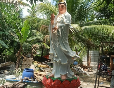 Quan Âm Bồ Tát – Biểu tượng từ bi cứu khổ trong Phật giáo