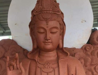 Vì sao tượng xi măng trở thành xu hướng thờ cúng phổ biến?