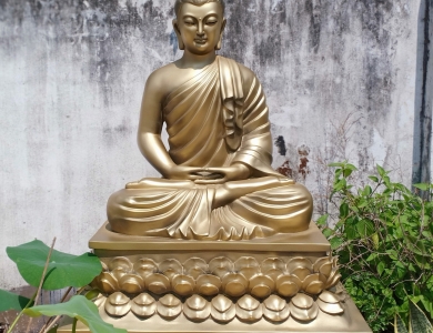 Bật mí xưởng chuyên tôn tạo tượng Phật Bổn Sư chất lượng tại TPHCM