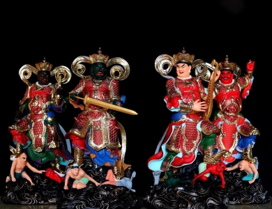 Nhận sự bảo hộ khi thỉnh tôn tượng tứ địa thiên vương hộ pháp