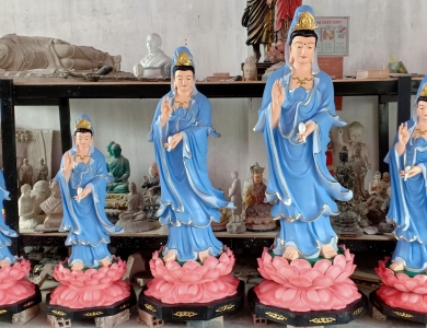 Tôn Tạo Tượng Quan Âm Bằng Xi Măng Hiền Từ - Độ Lượng - Vị Tha