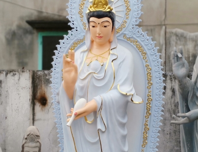 Mua tượng Phật Quan Âm HCM ở đâu chất lượng hàng đầu?