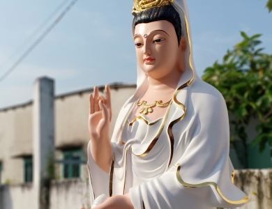 Mua tượng mẹ quan âm đẹp giá rẻ chỉ có ở Điển Thảo 