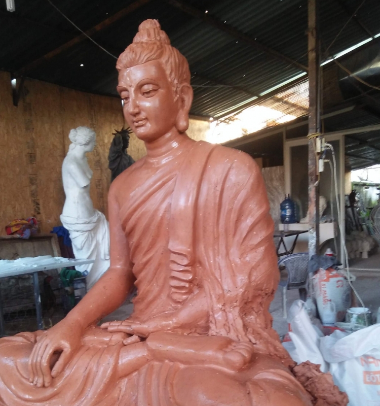 Tạo mẫu Tượng Phật thích ca