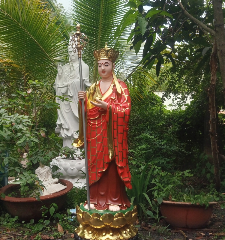 Tượng Phật địa tạng Vương bồ tát