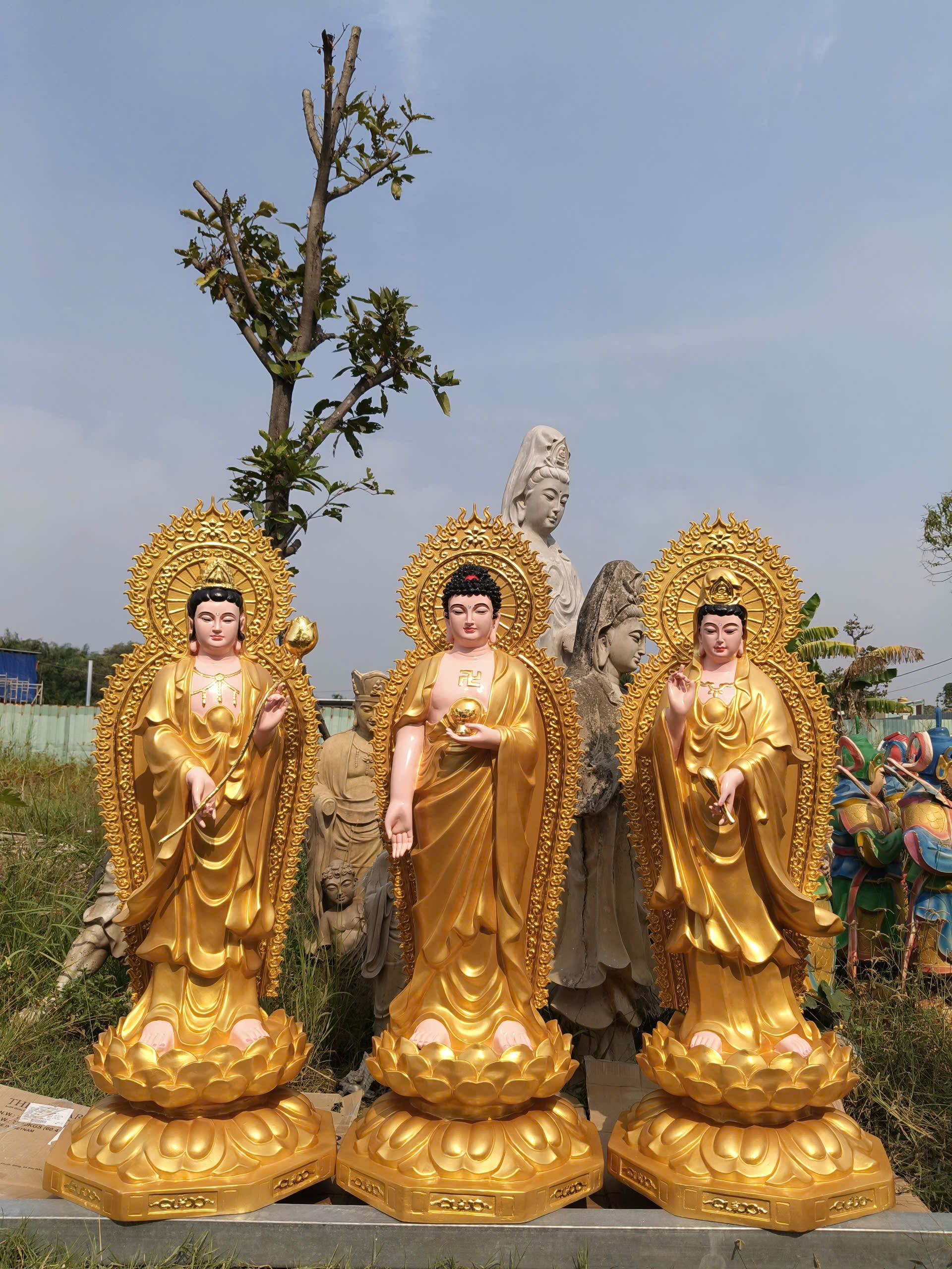 bộ tượng tam thế phật