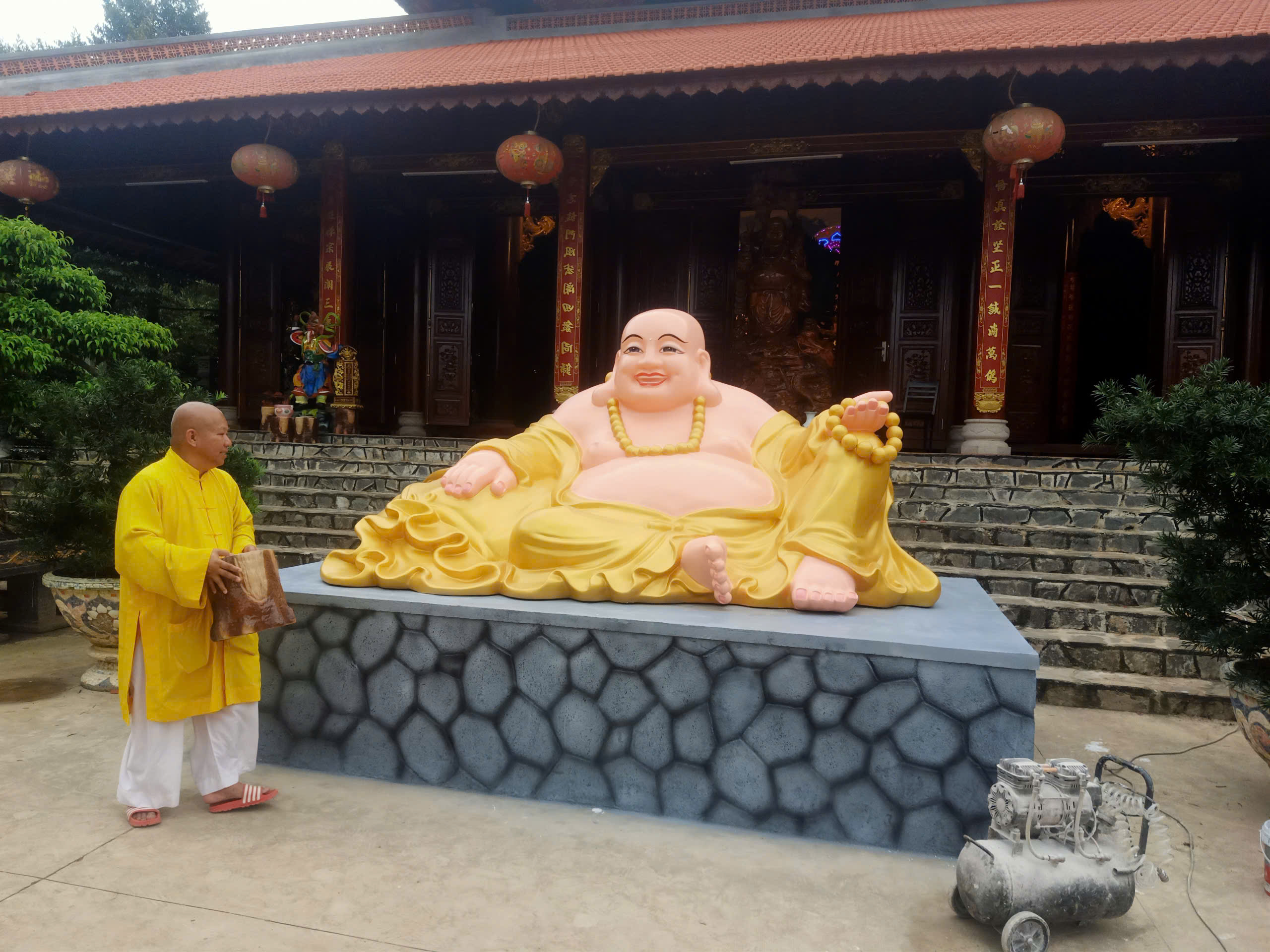 mẫu tượng phật xi măng đẹp