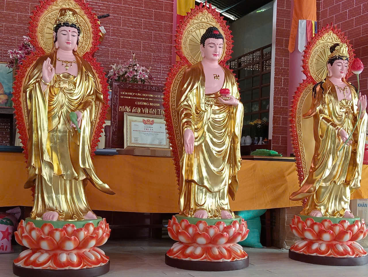 mẫu tượng phật xi măng đẹp