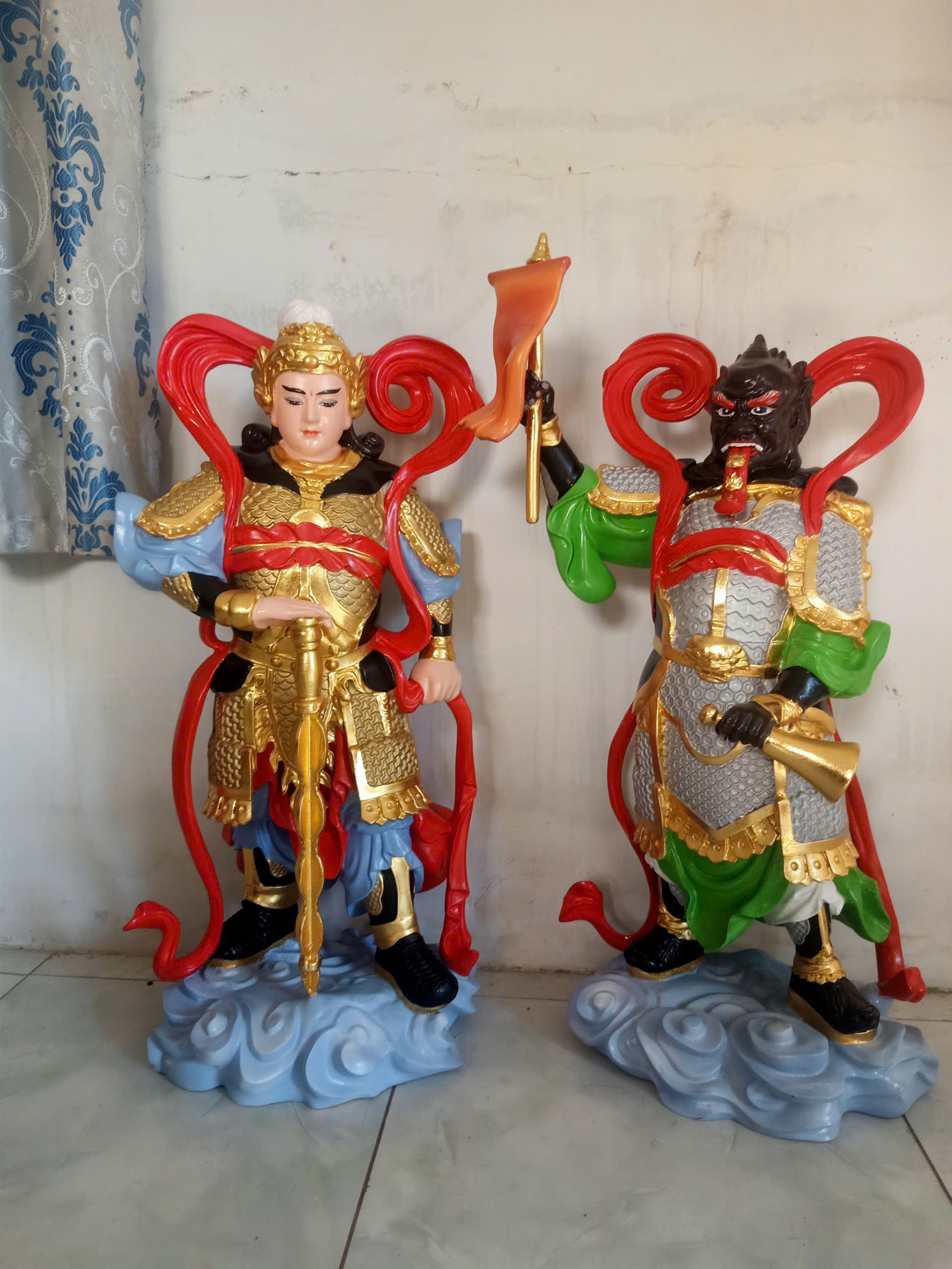 tượng phật hộ pháp