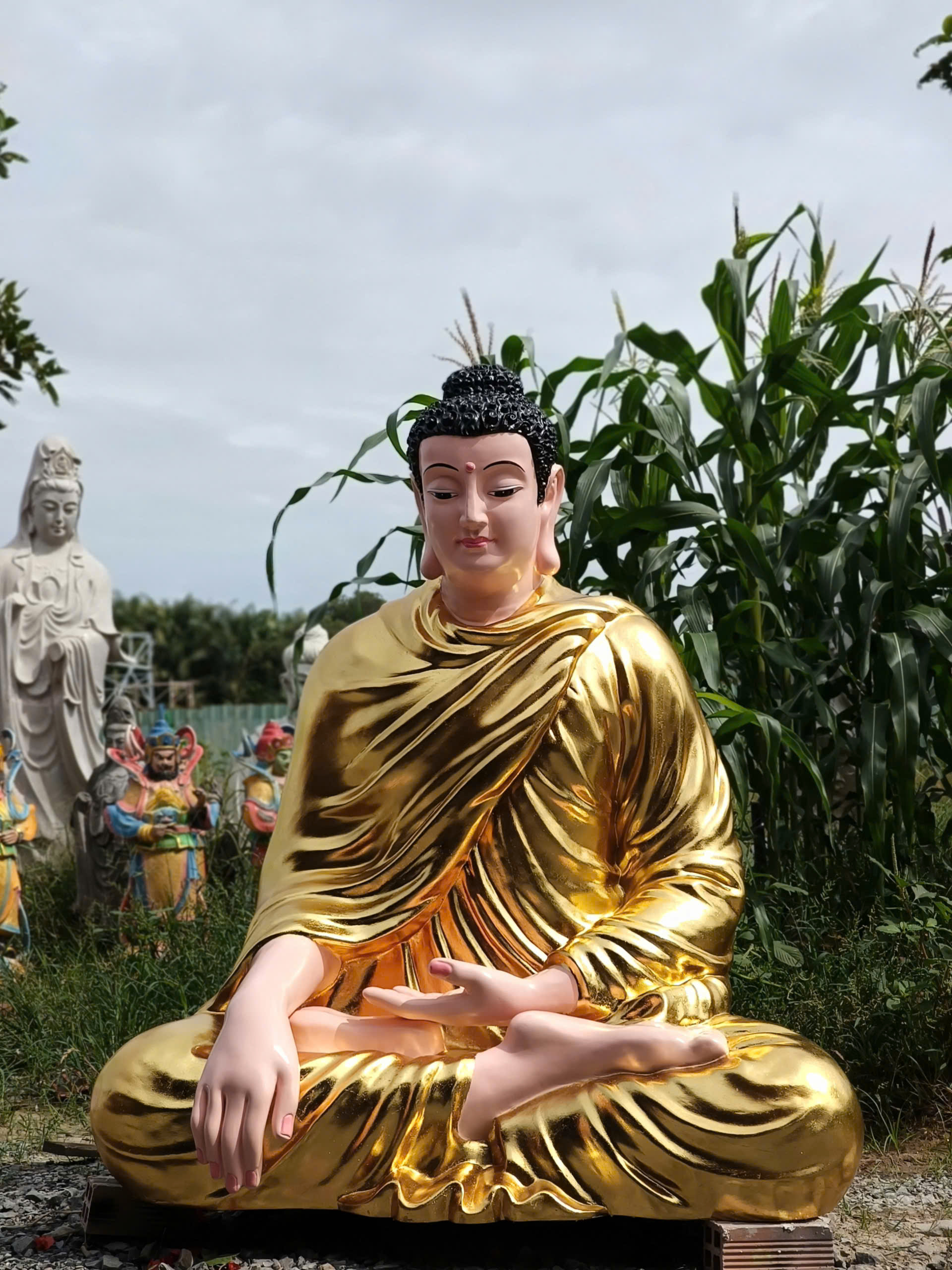 tượng phật thích ca composite