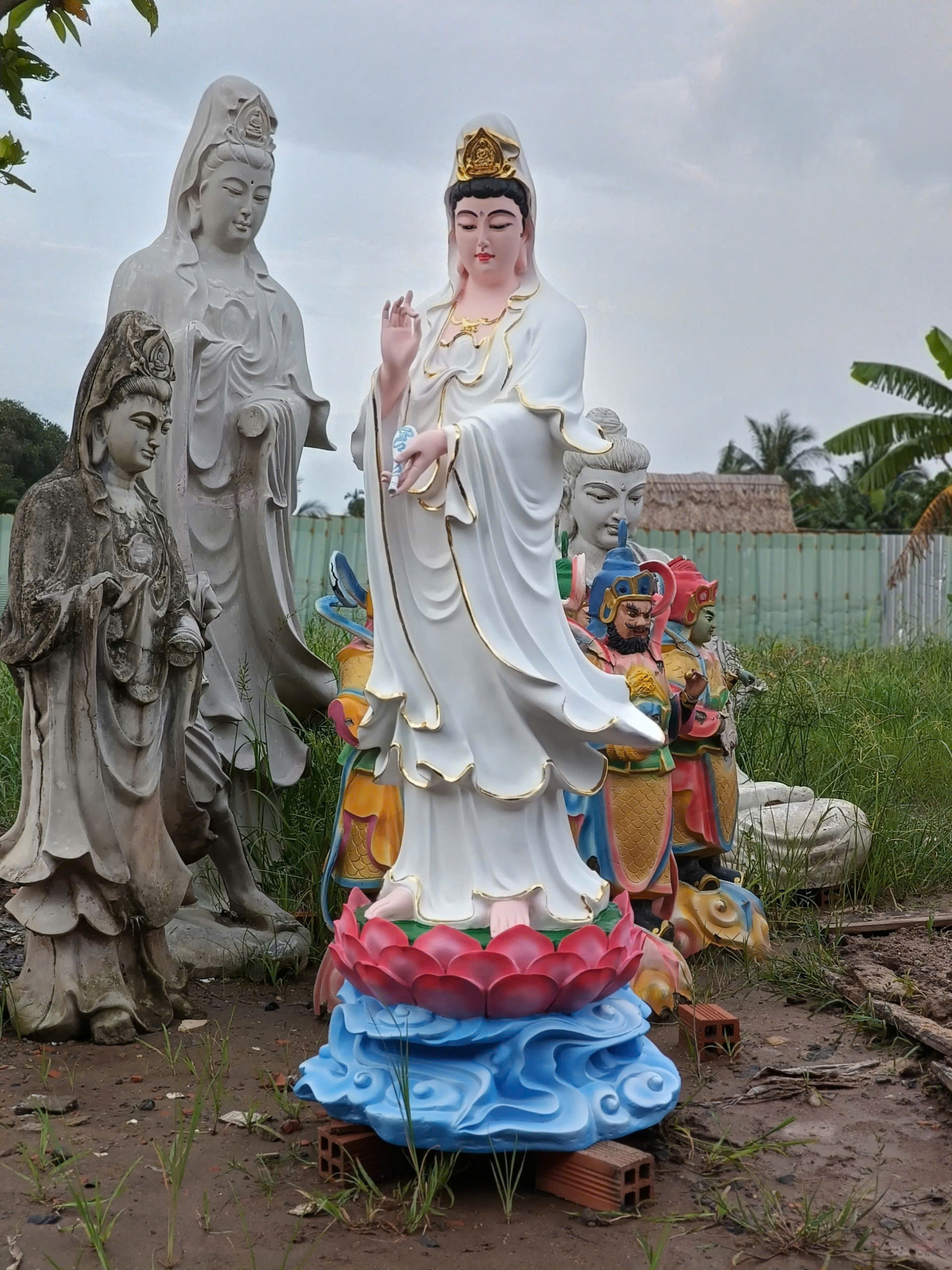 tượng phật xi măng