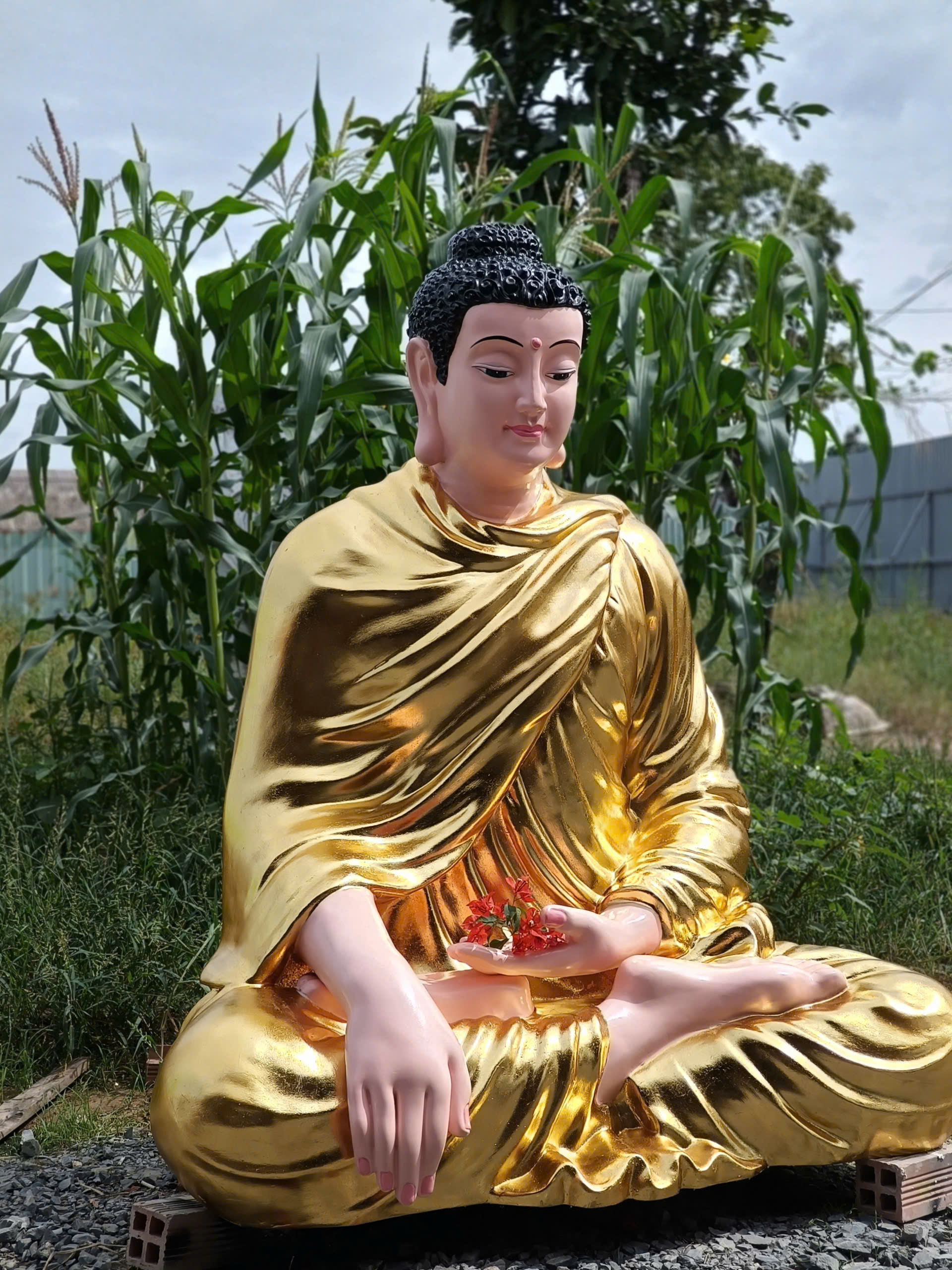 sơn sửa tượng phật cũ