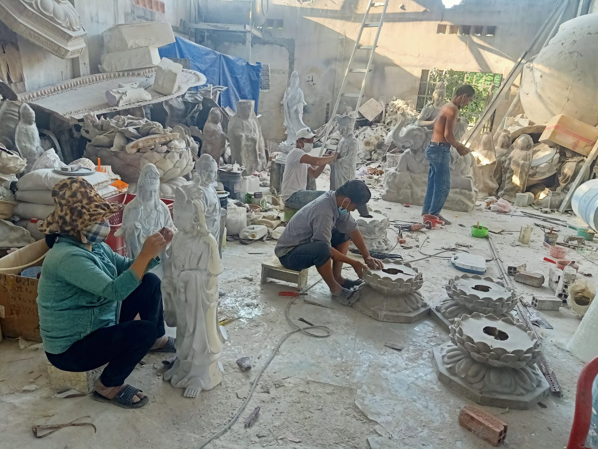 gia công tượng phật composite