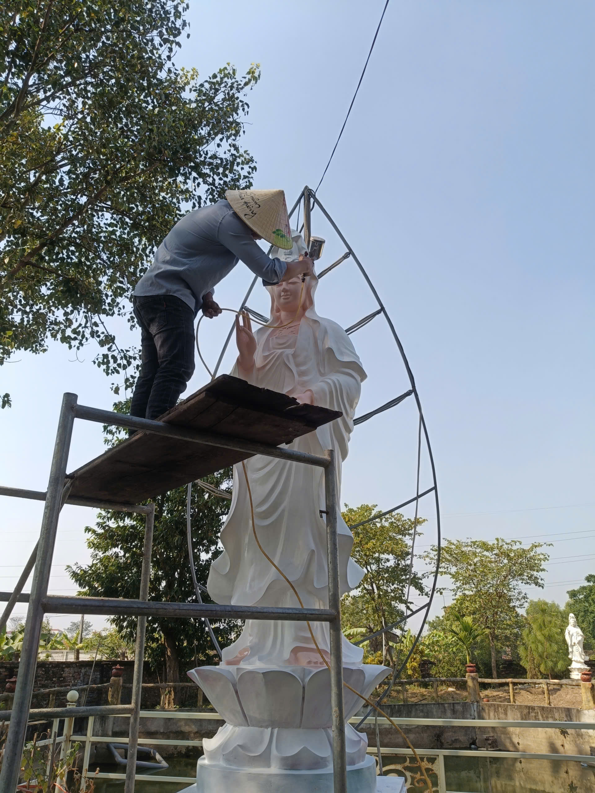 Thi công tượng Phật tại TPHCM