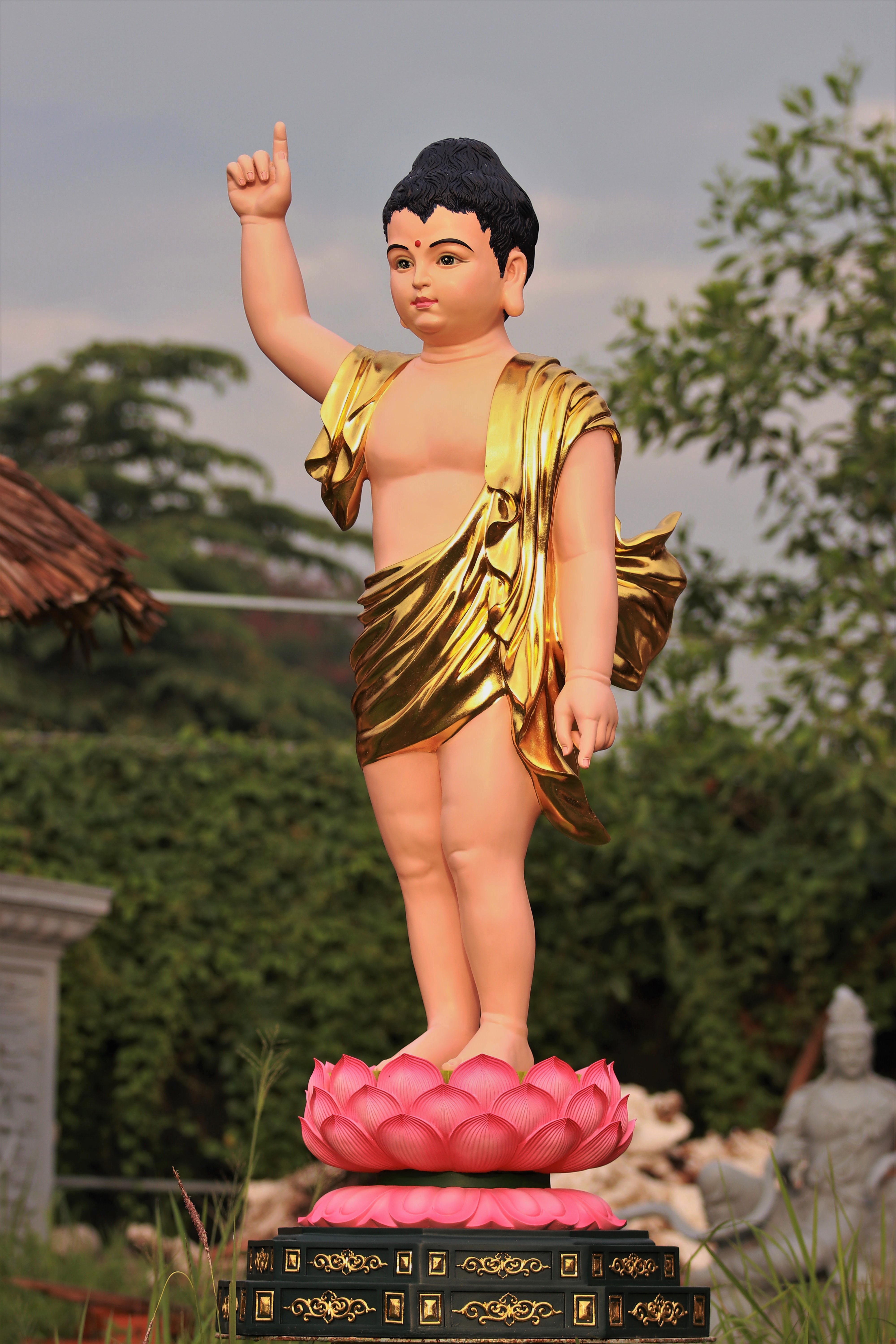 Tượng Phật Đản Sanh