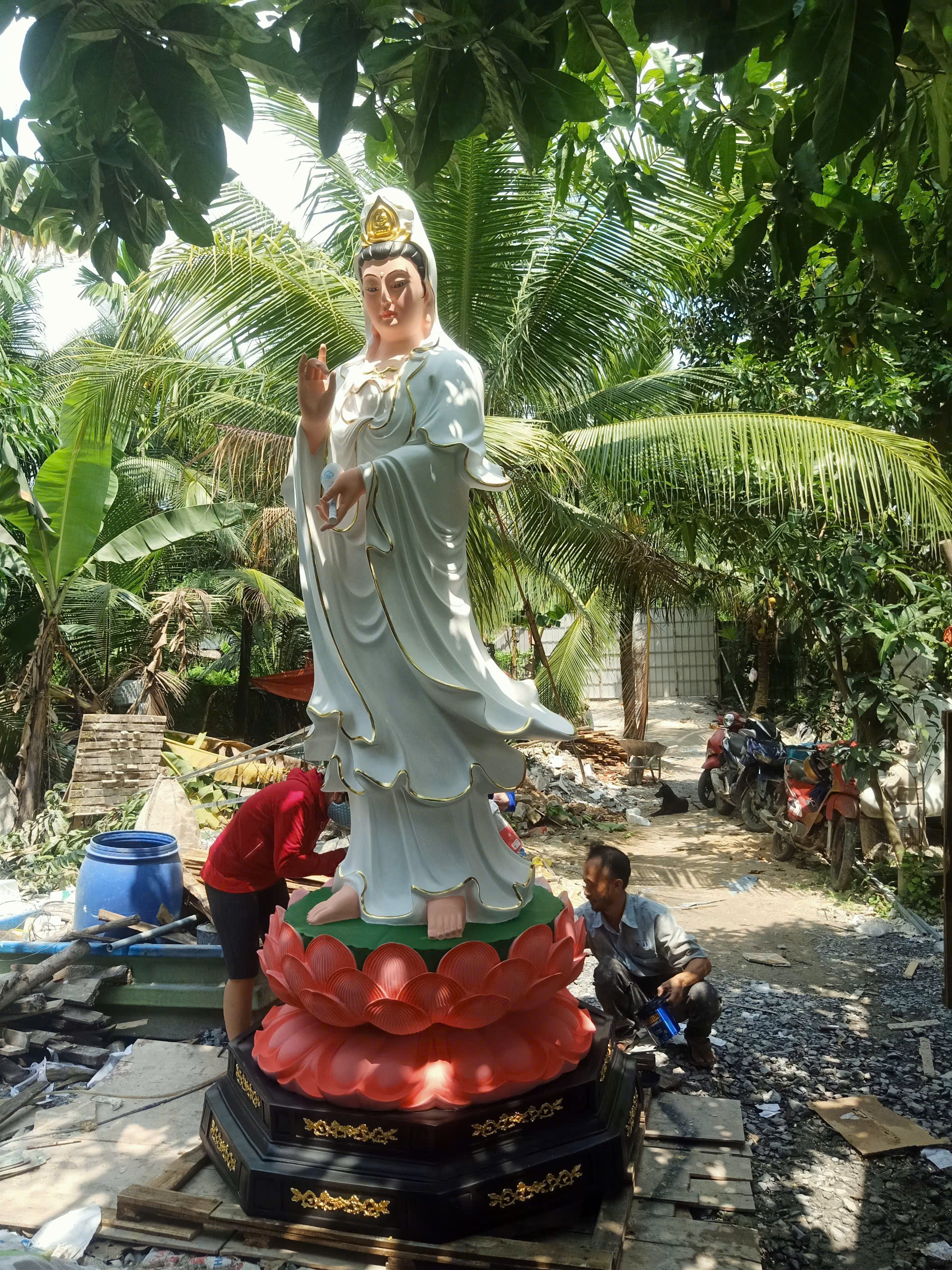Tượng Quan Âm composite