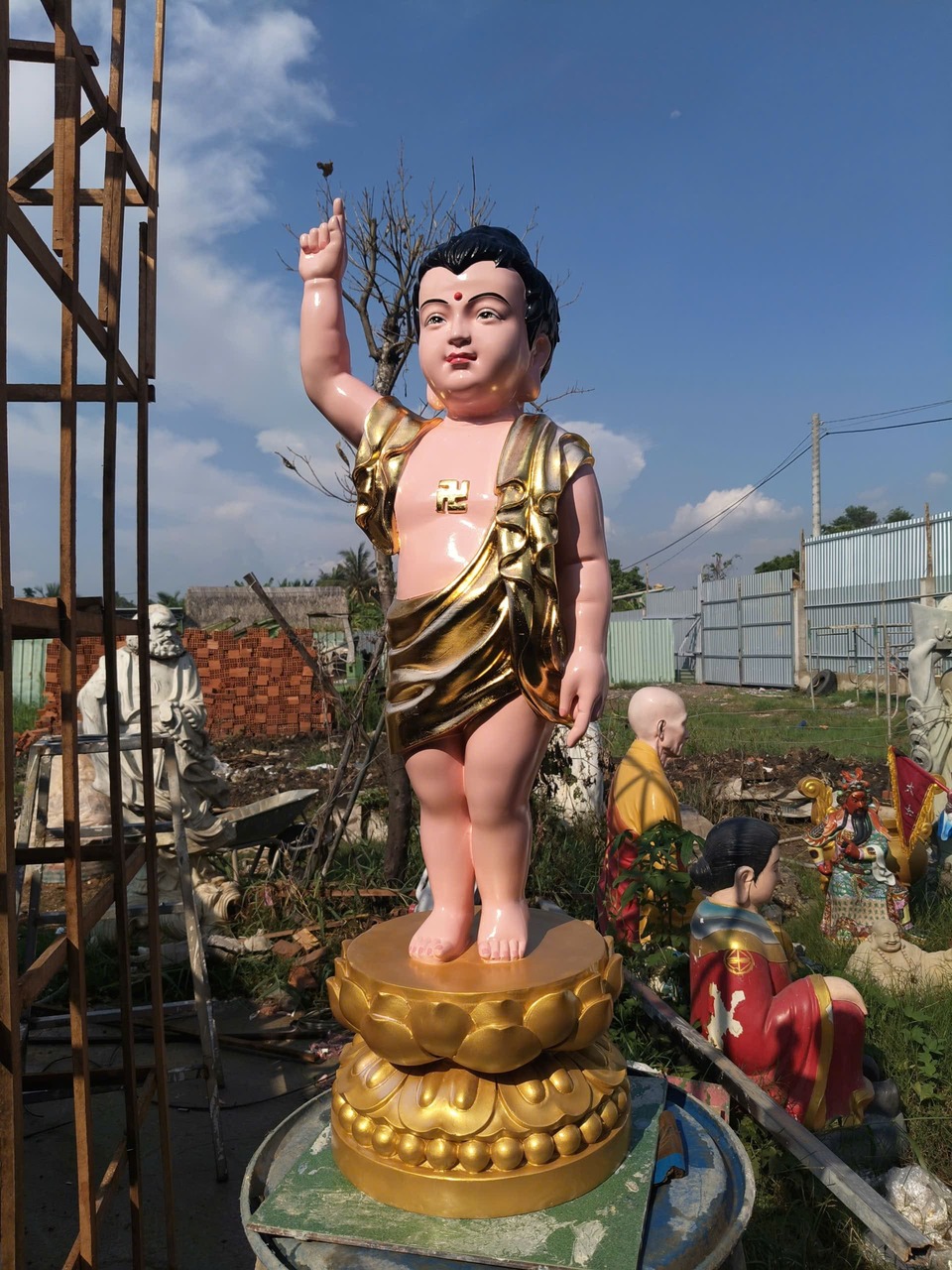 tượng Phật Đản Sanh giá rẻ