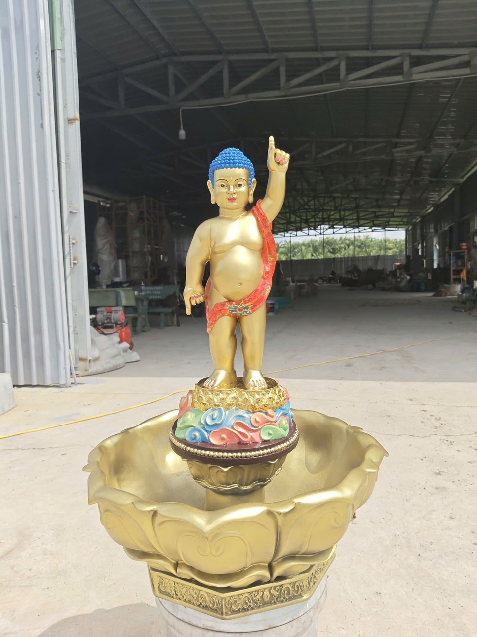 tượng Phật Đản Sanh nhỏ