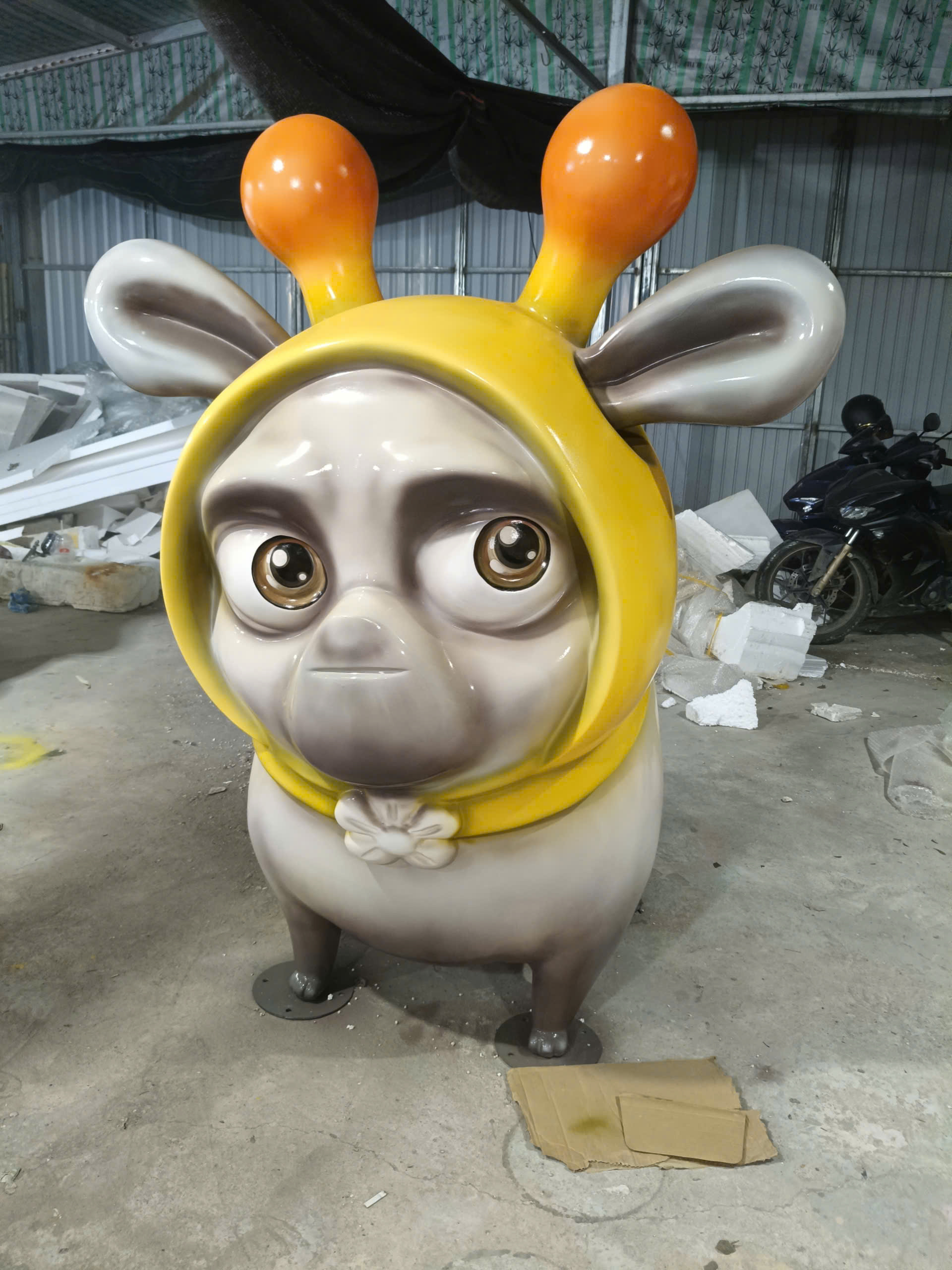 báo giá thi công tượng composite