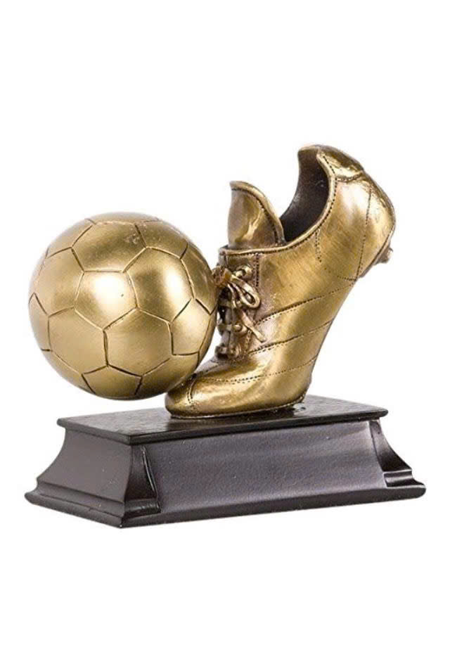 Sản xuất cúp composite