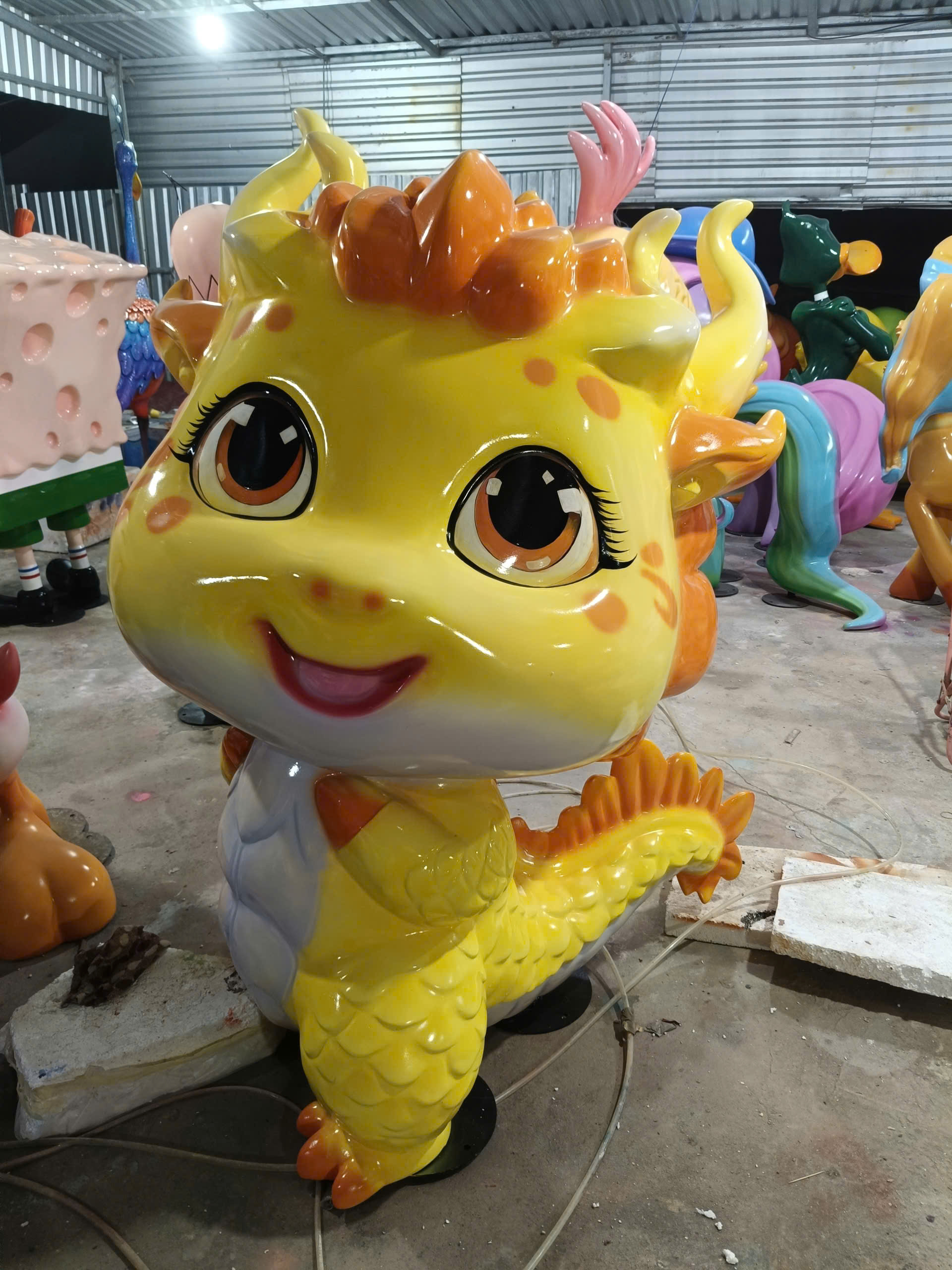 tượng composite trang trí khách sạn