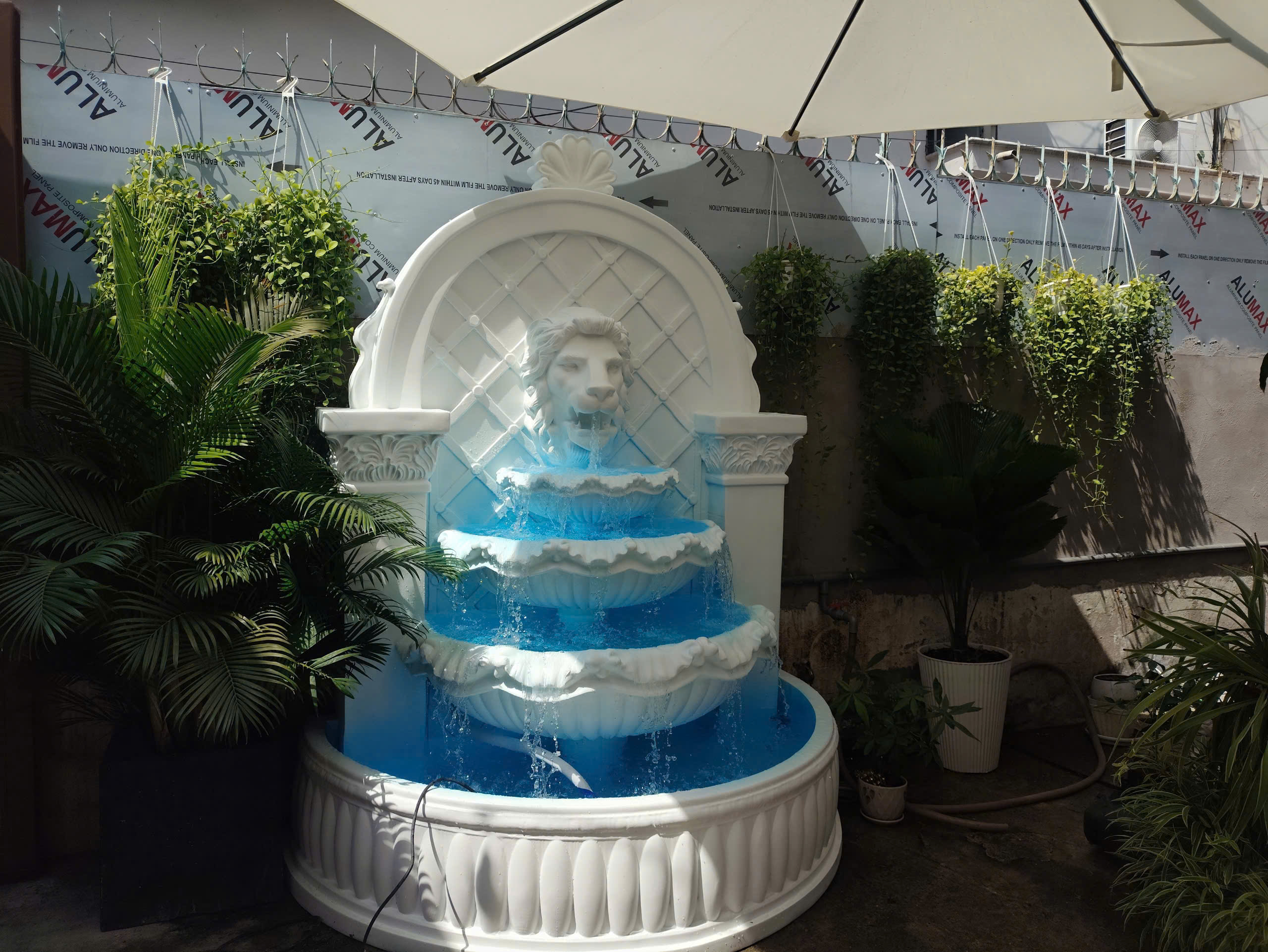 tượng composite trang trí khách sạn